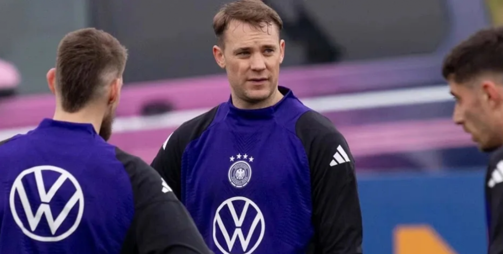 Neuer buộc phải rút lui khỏi đội tuyển quốc gia vì chấn thương
